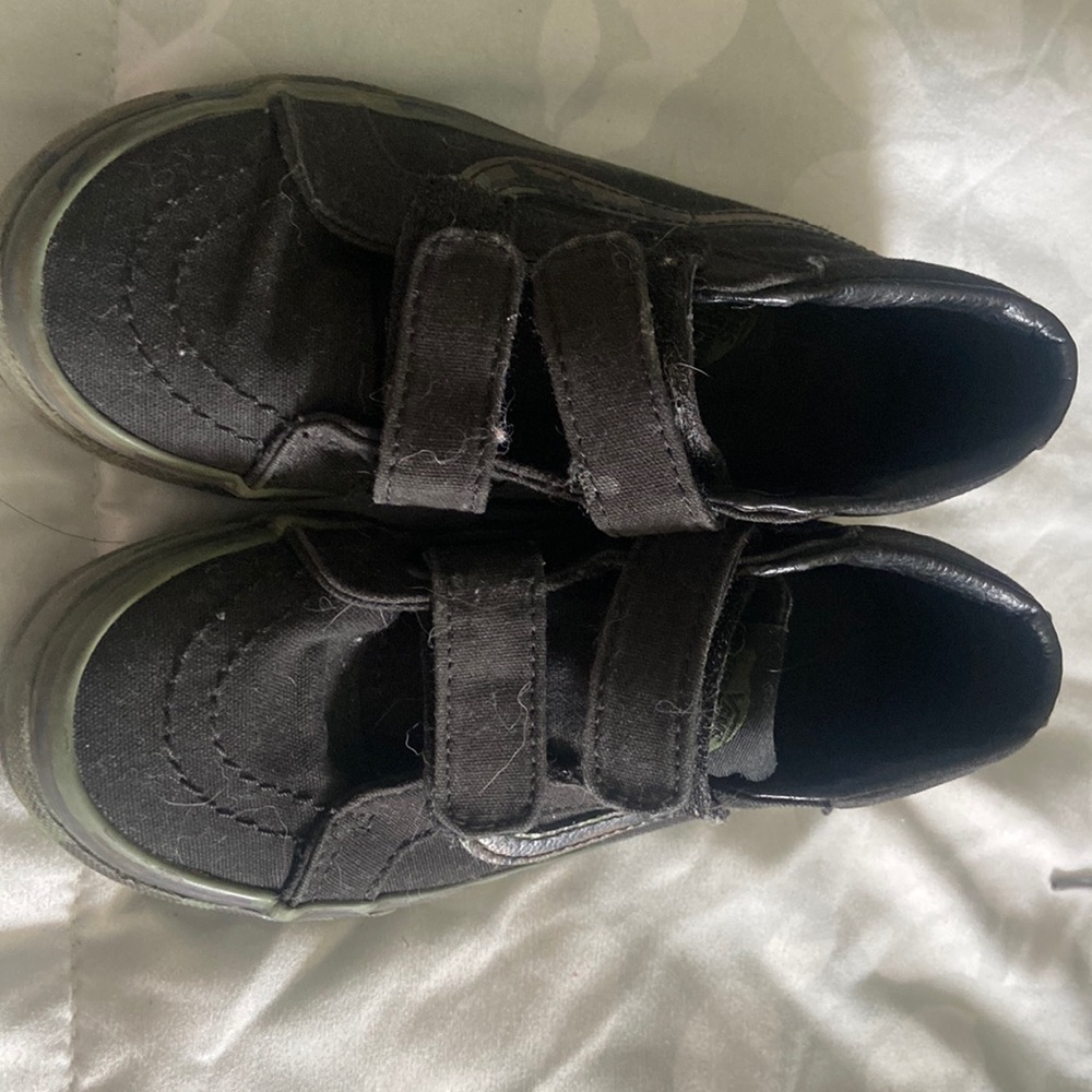 Boys size 13 vans black & army